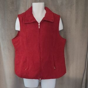 Women's Red Zip-Front Vest Ptp 23"